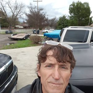 Meet your Posher, Robert